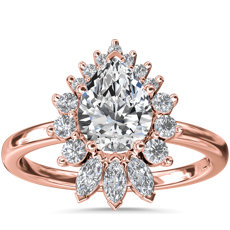 Anillo de compromiso Ballerina con halo y diamantes de talla marquesa, redonda y en forma de pera en oro rosado de 14 k